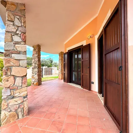 Villa Tamaris, Campulongu Walk To Private Beach *
