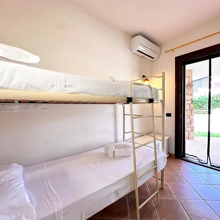 Tamaris, Campulongu Casa de Férias