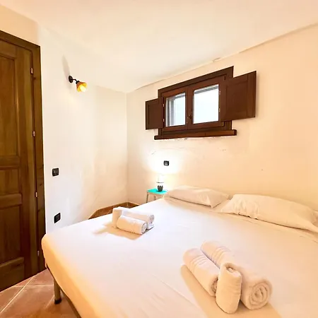 Villa Tamaris, Campulongu Walk To Private Beach * Campu Longu
